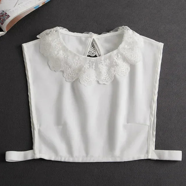 "Women's Detachable Lace Fake Collar - Front Tie Style"